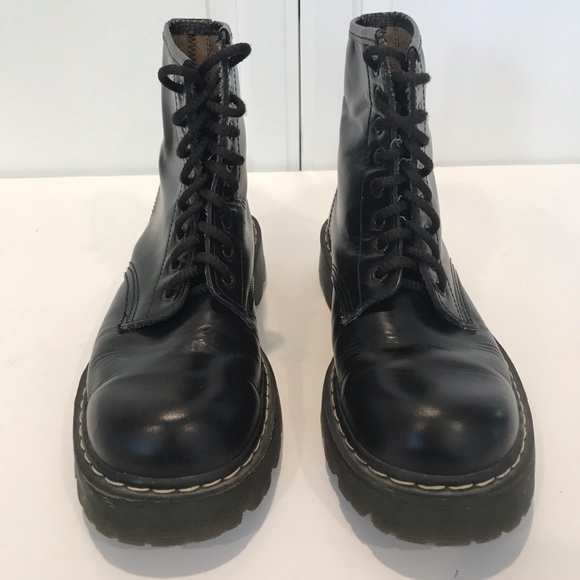 Elegansa Chocolate Brown 8 Eye Lace up Combat Boot - Picture 2 of 10